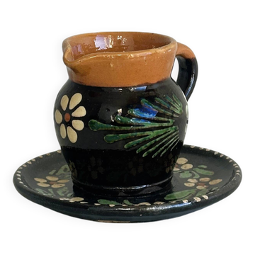 Pottery sauce boat