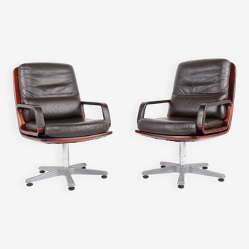 Pair of leather visitor armchairs by Eugen Schmidt