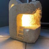 Lampe brutaliste en pierre de calcaire signé A.C. Masson 1970
