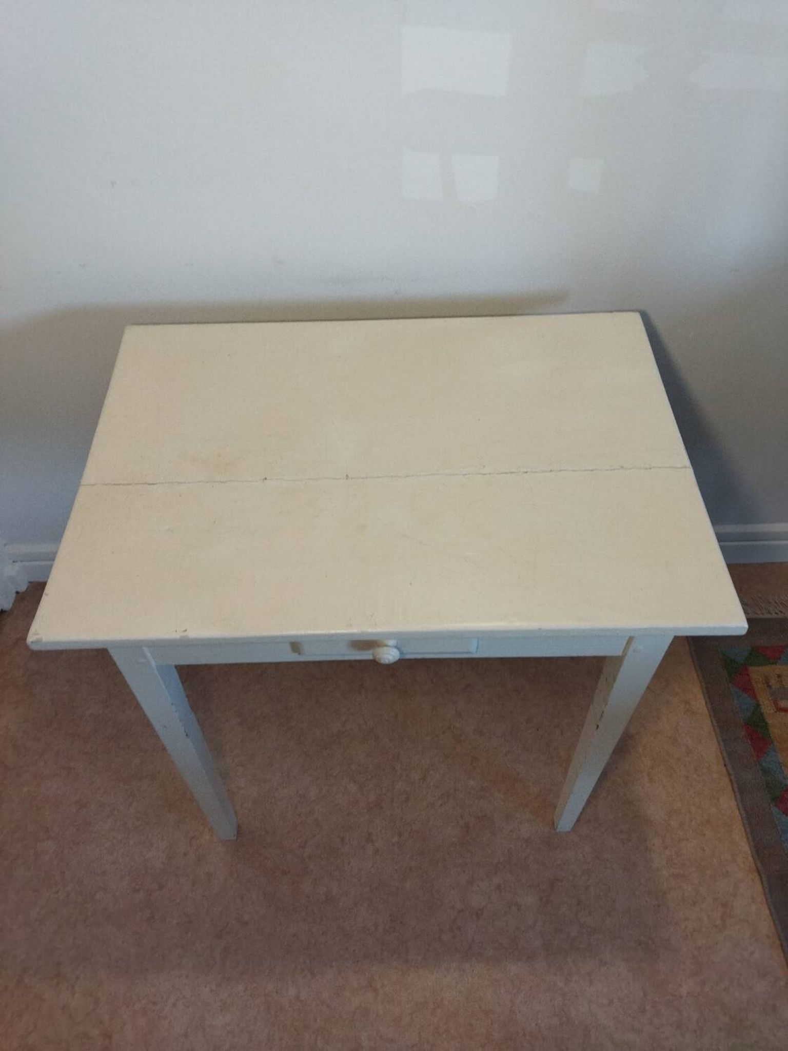 Bureau pieds fuseaux