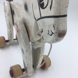 Cheval en bois à tirer