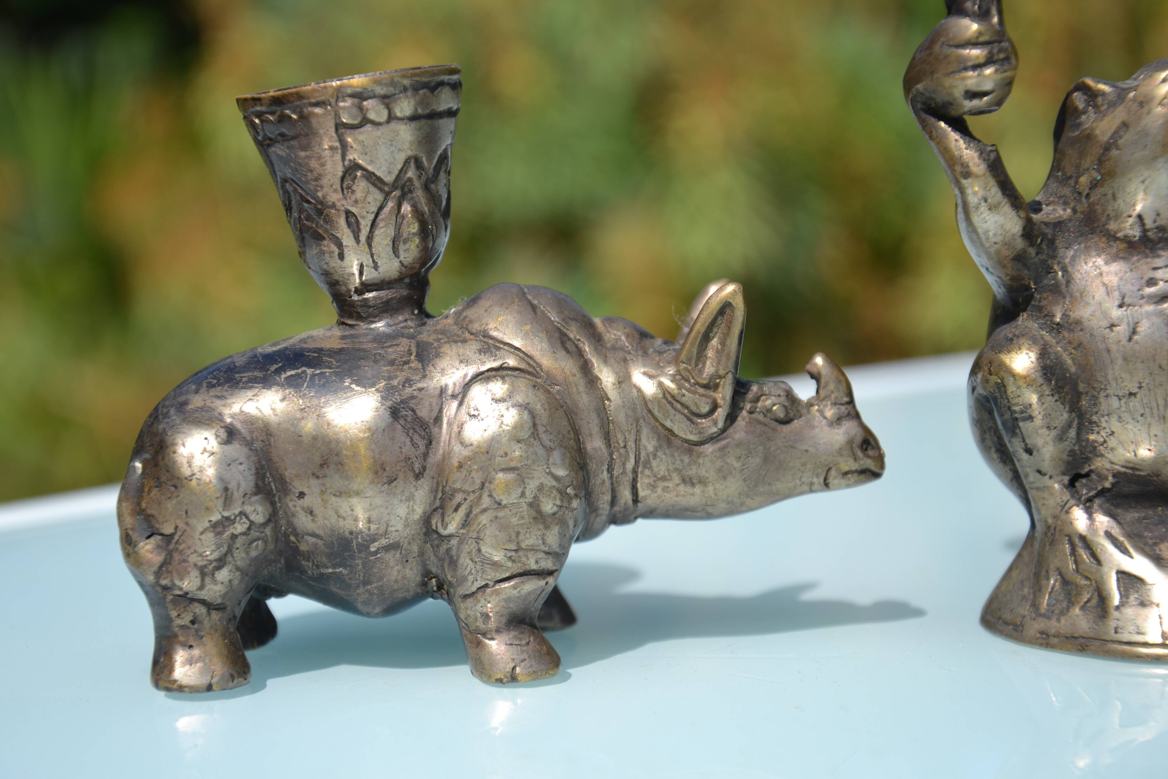 3 animal-shaped bronze candlesticks