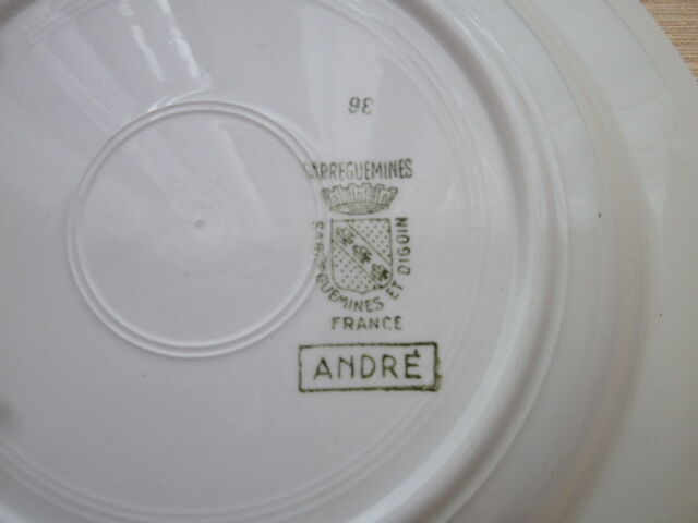 Set of 6 Hollow Plates Digoin Sarreguemines Model André