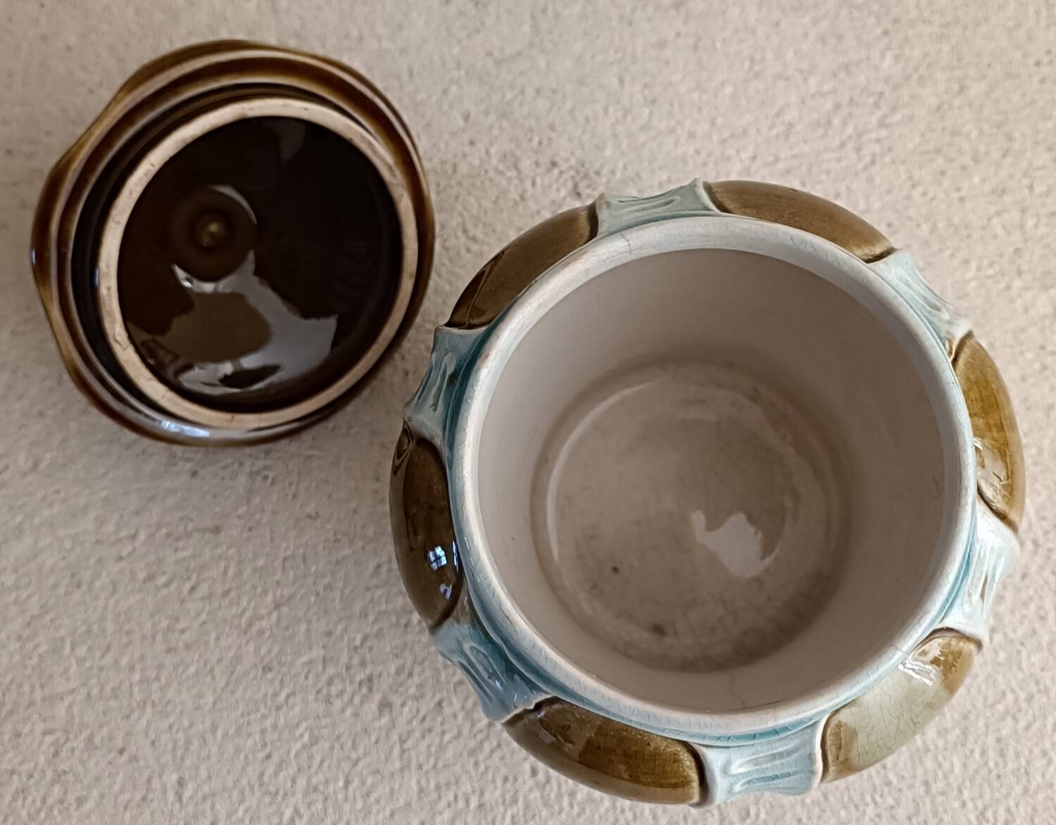 Fives Lille slipware pot