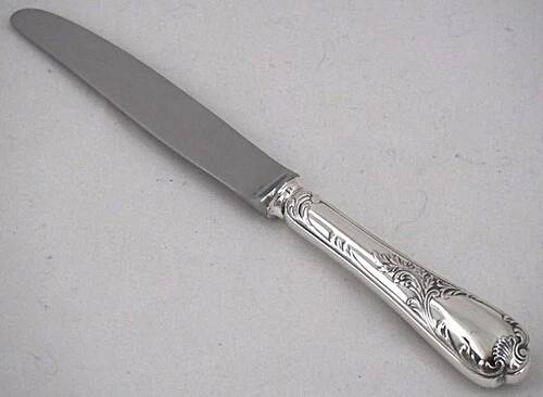 Christofle Marly, 8 dessert knives, for dessert and cheese, silver-plated metal, 19.5cm.