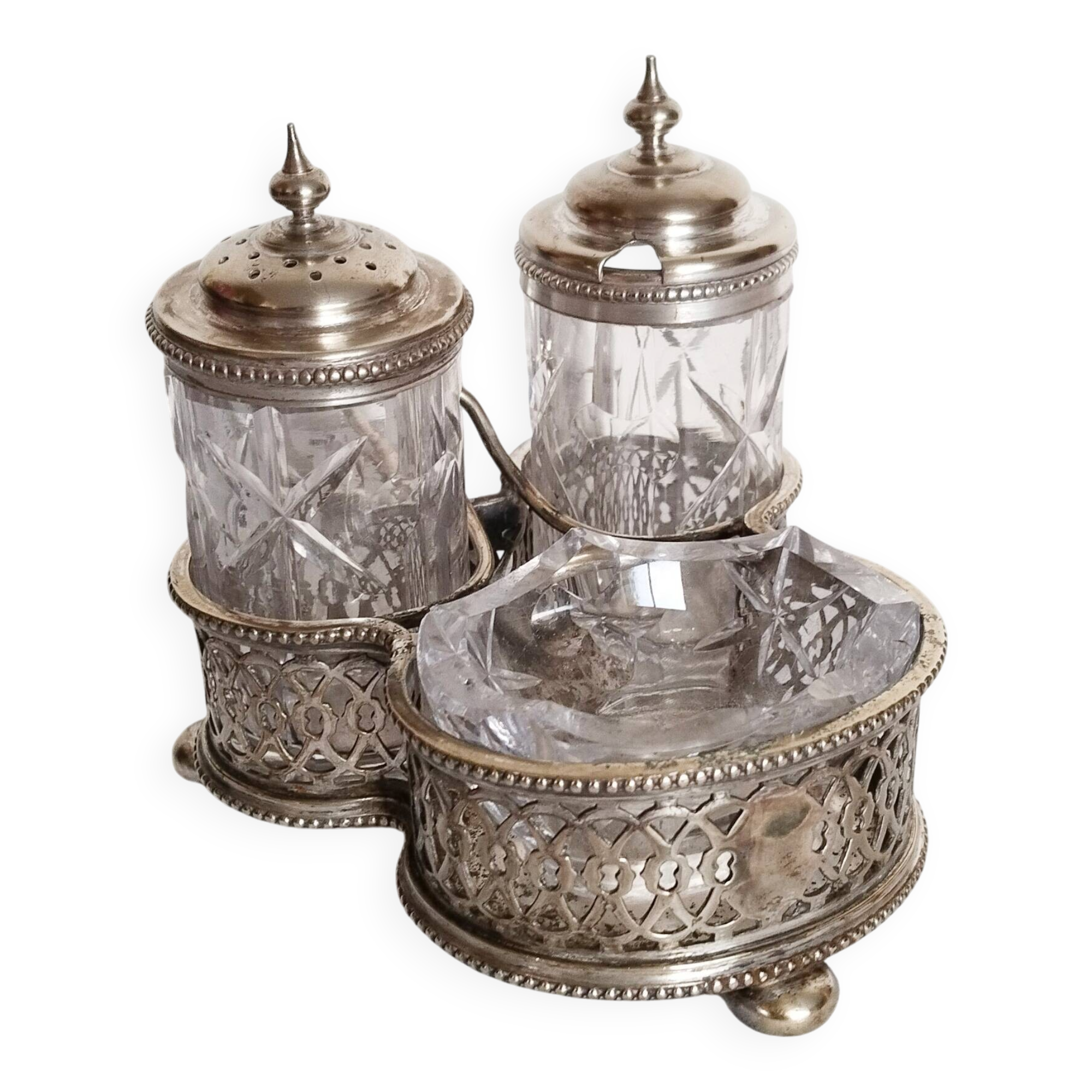 Salt, pepper and mustard shaker set in chiseled glass and silver metal