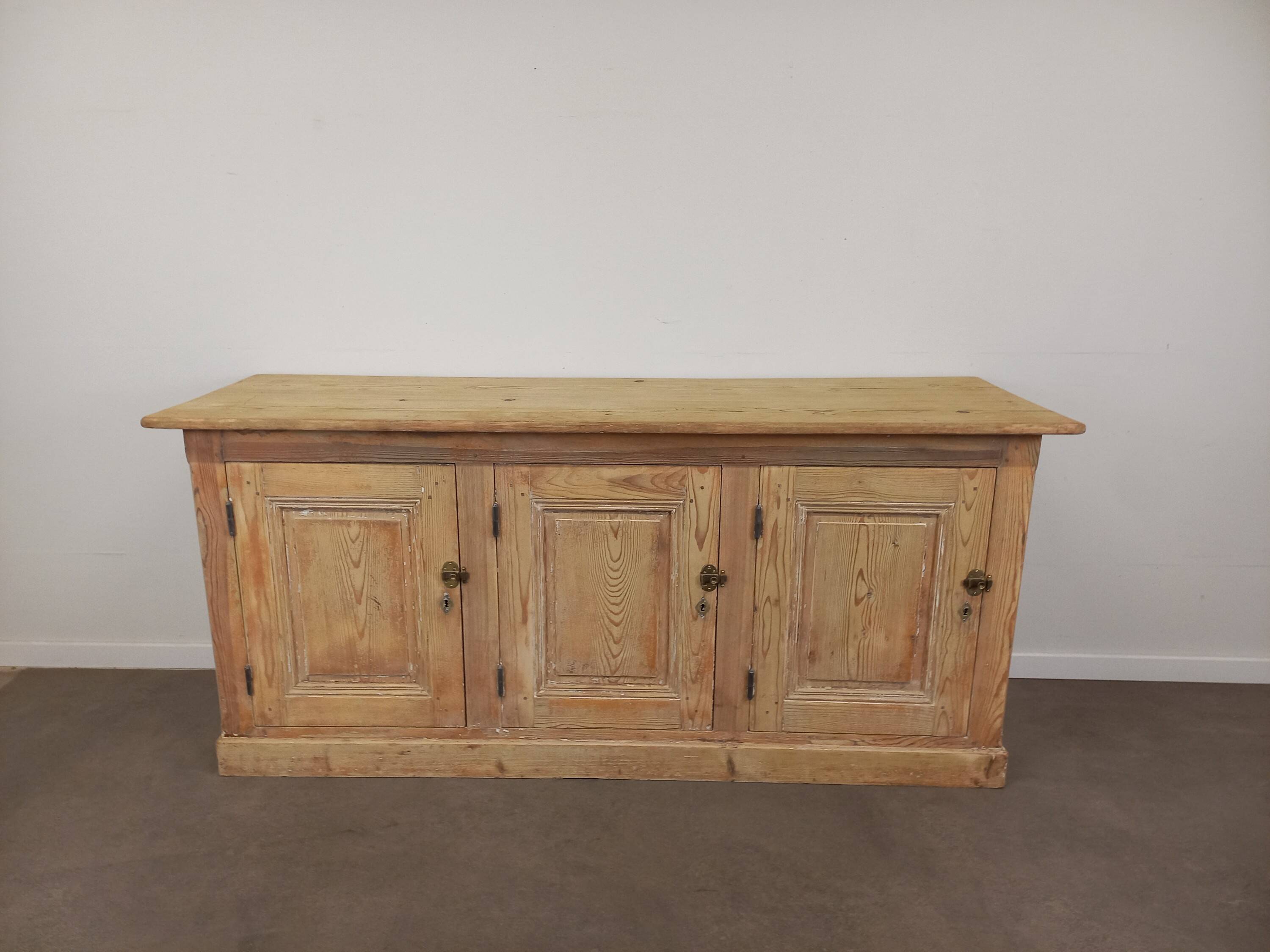 Rustic 3-door sideboard