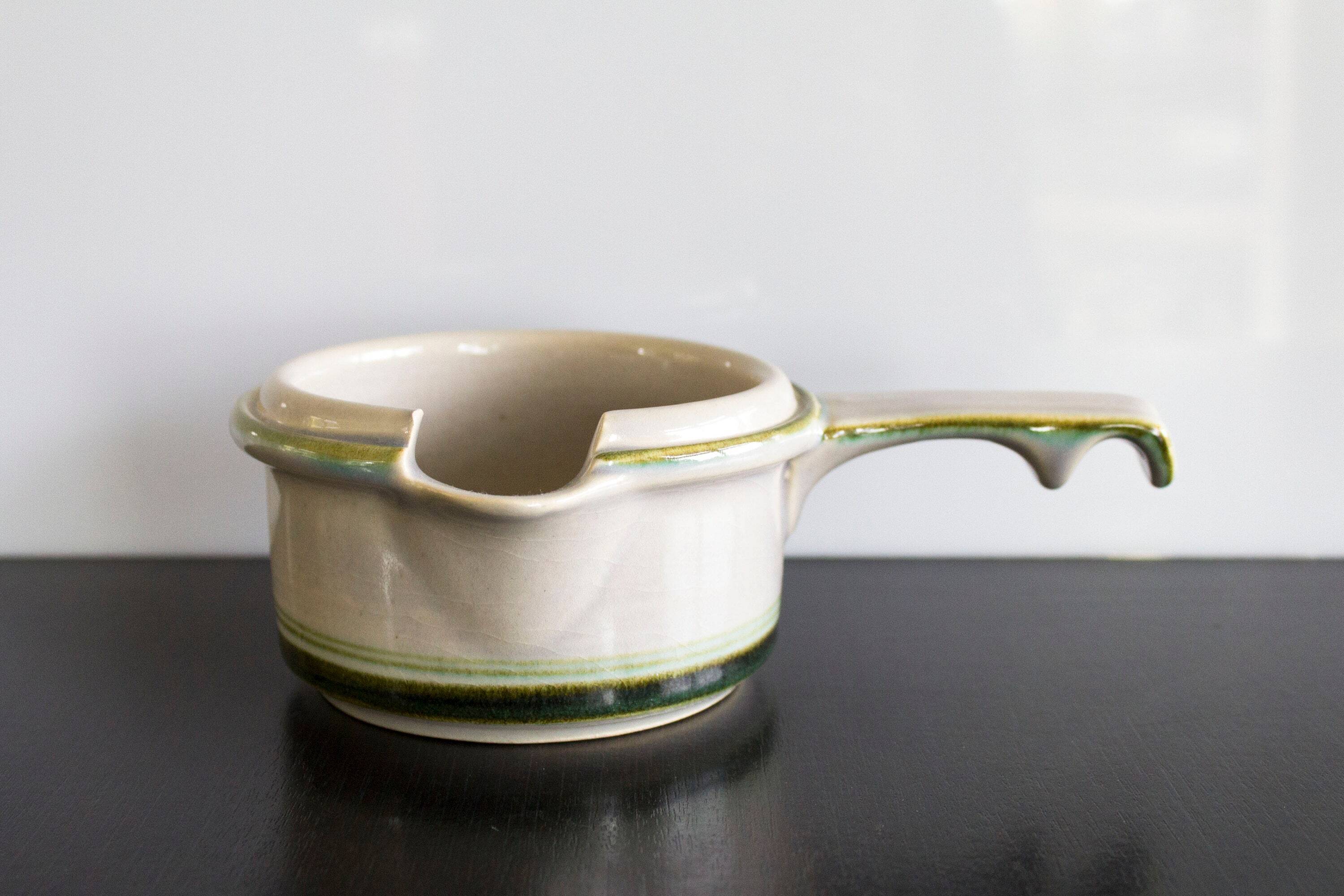 Mid Century Stoneware ceramic Sauce Boat / Gravy Boat / Saucière
