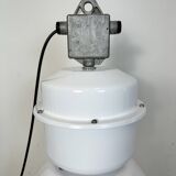 Lampe d'usine industrielle en métal émaillé blanc et verre, 1990