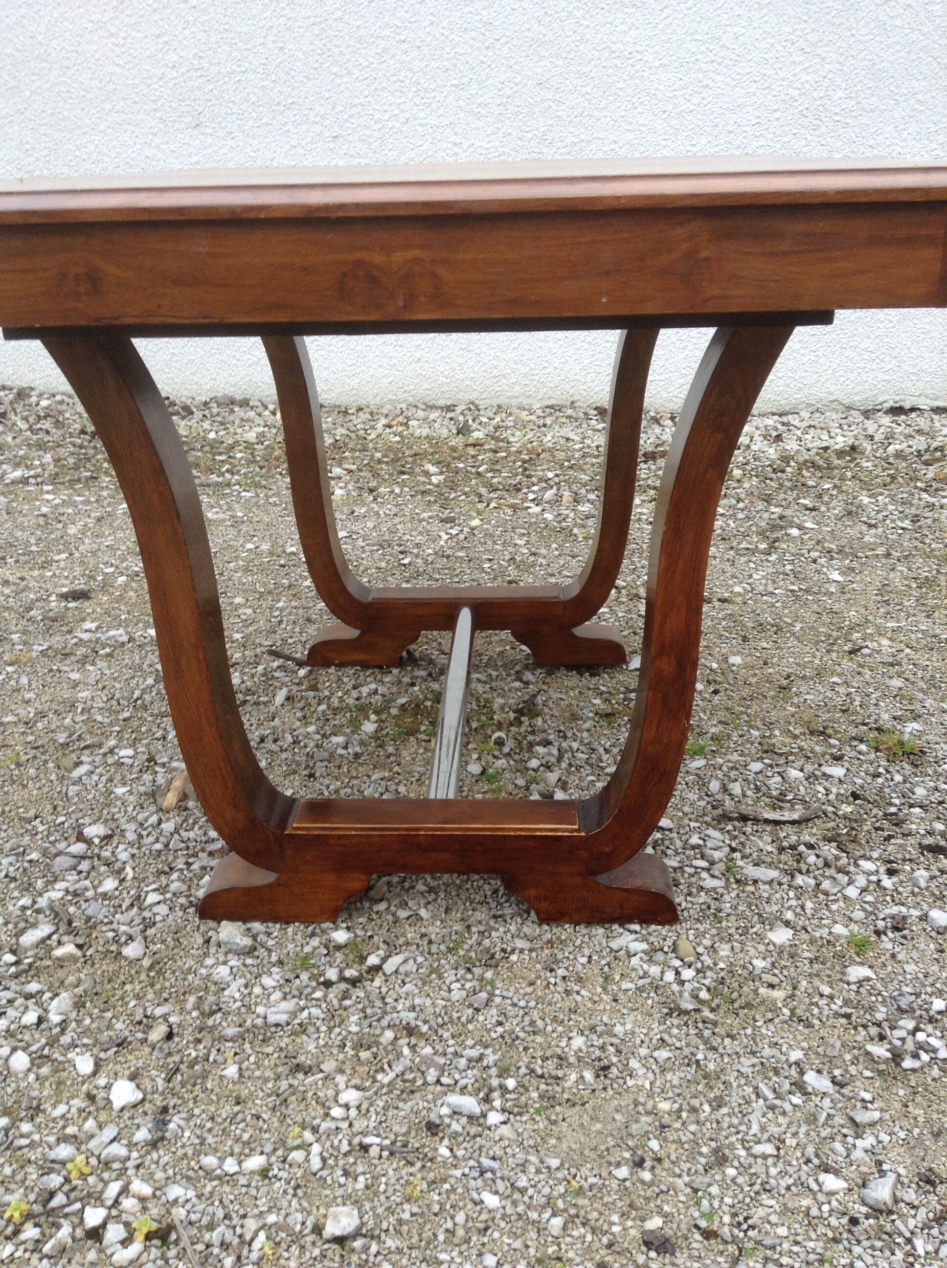 Square table art deco