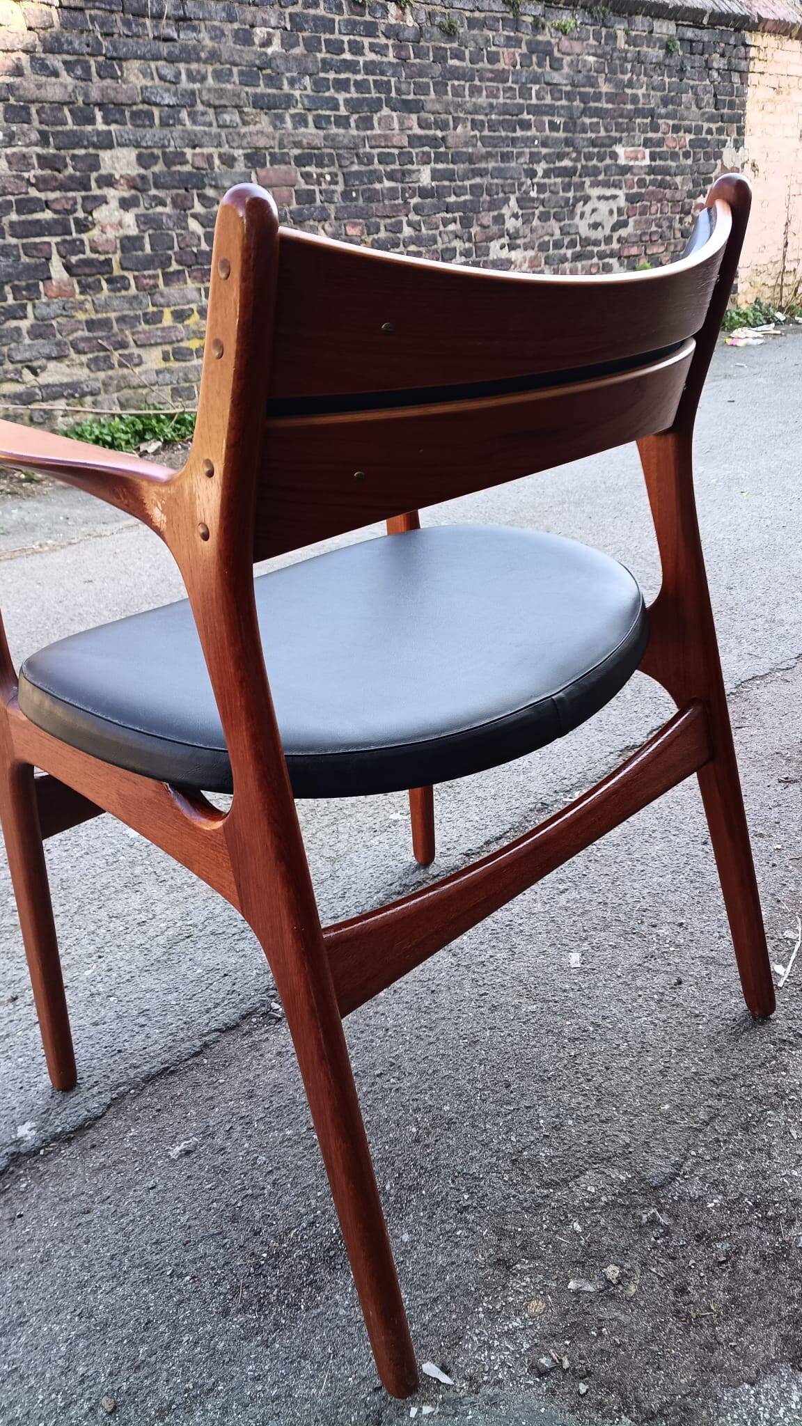 Scandinavian armchair in teak – 1960s