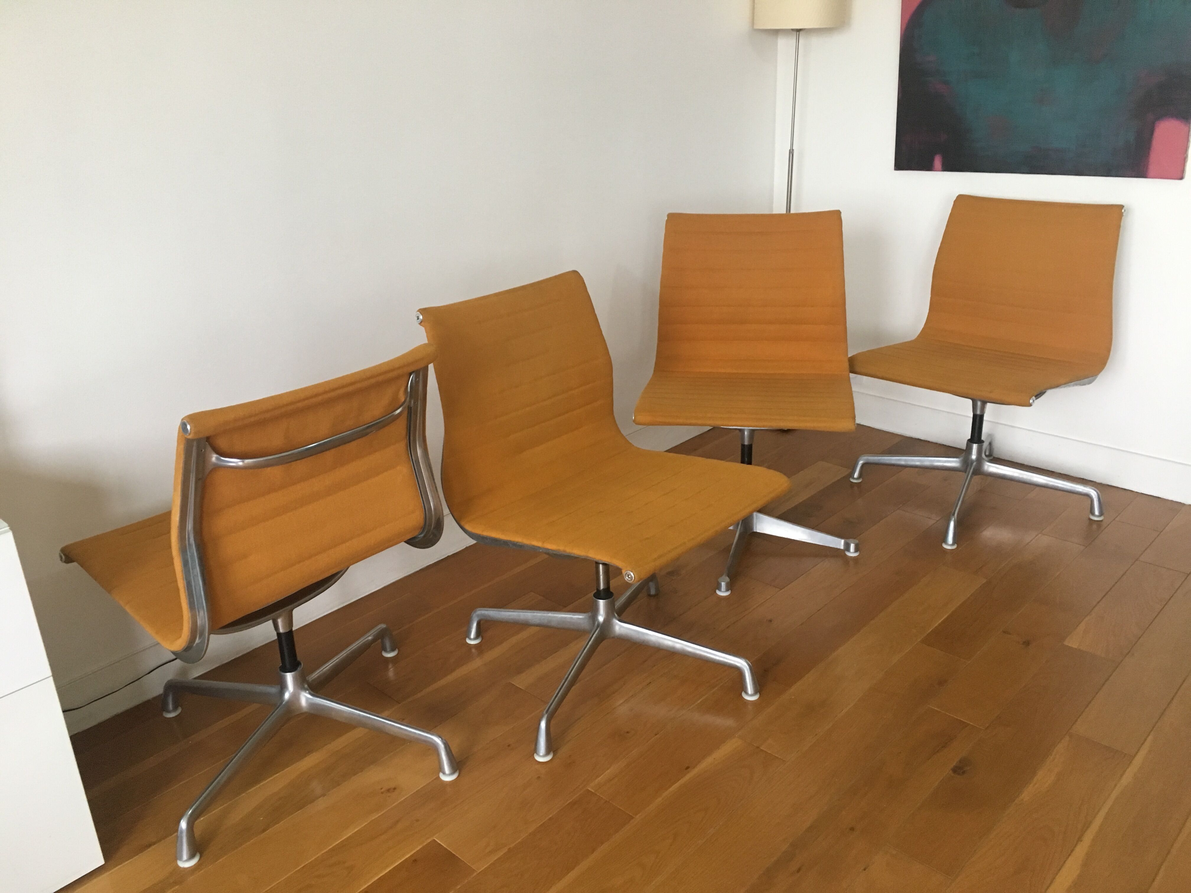 EA105 chair by Charles & Ray Eames, Herman Miller edition