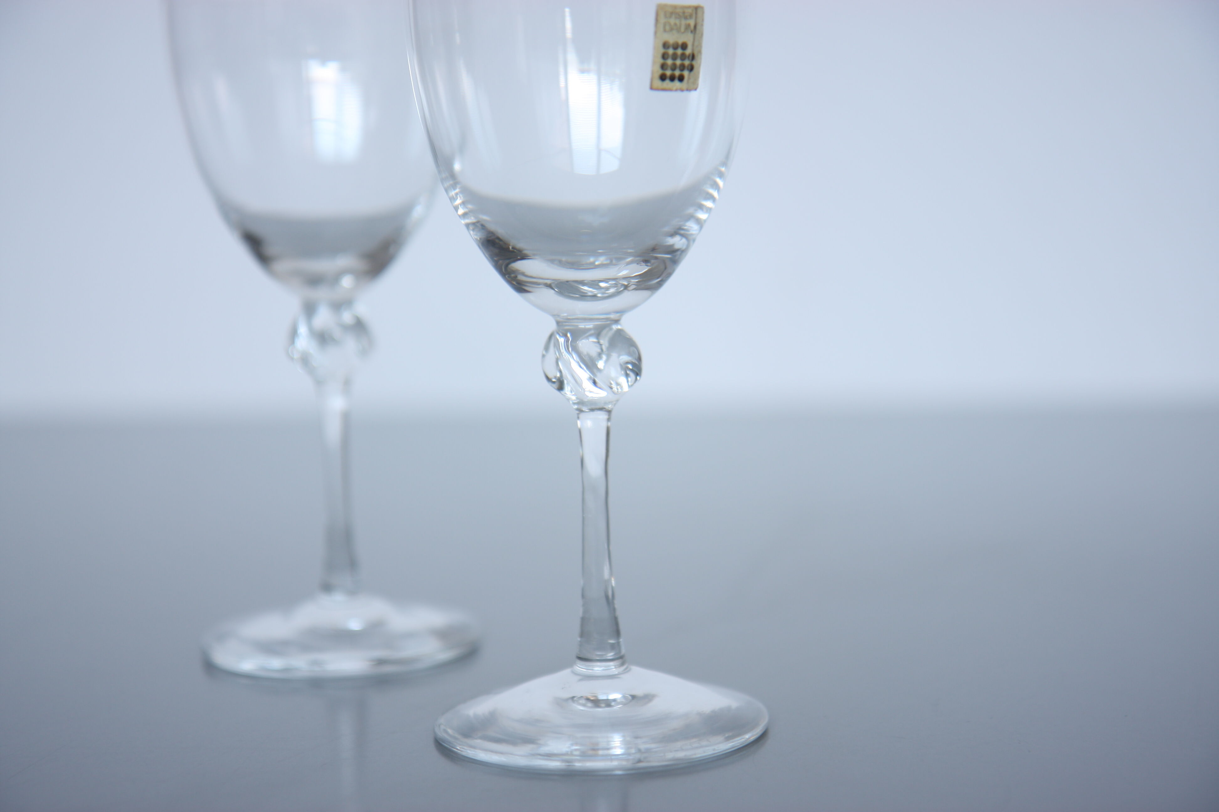 Set of two Daum glasses, Bolero model.