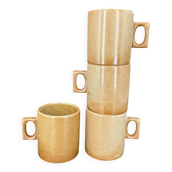 4 mugs en grès anse carrée graphique beige moucheté