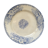 Very old serving dish in iron earth