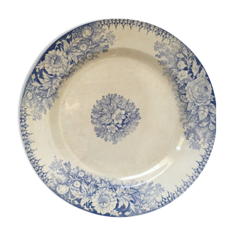 Very old serving dish in iron earth