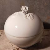 Earthenware candy box from the end of the 19th century