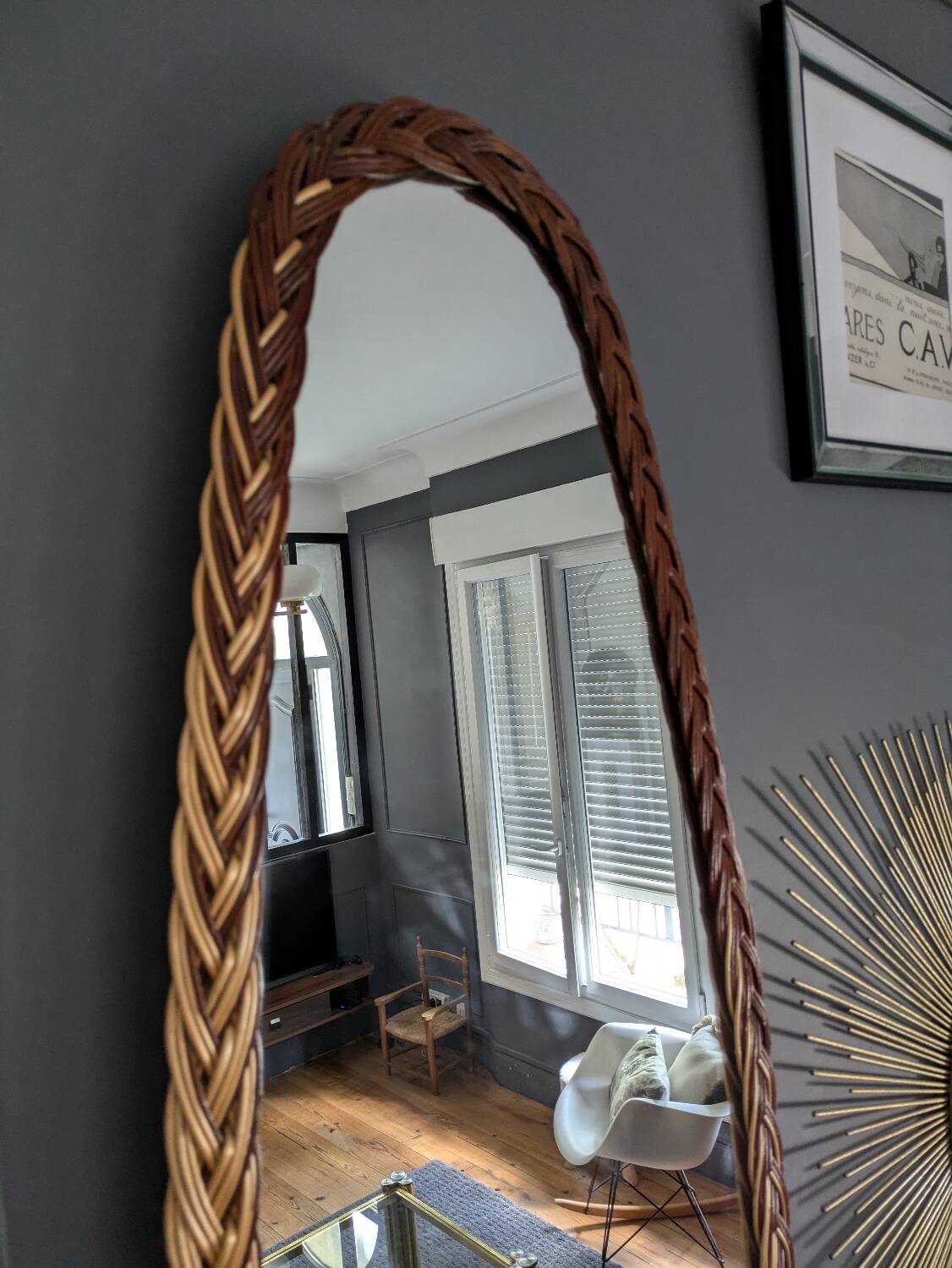 Large rattan mirror 60'