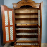Louis XV wardrobe in walnut with blond patina circa 1880-1900