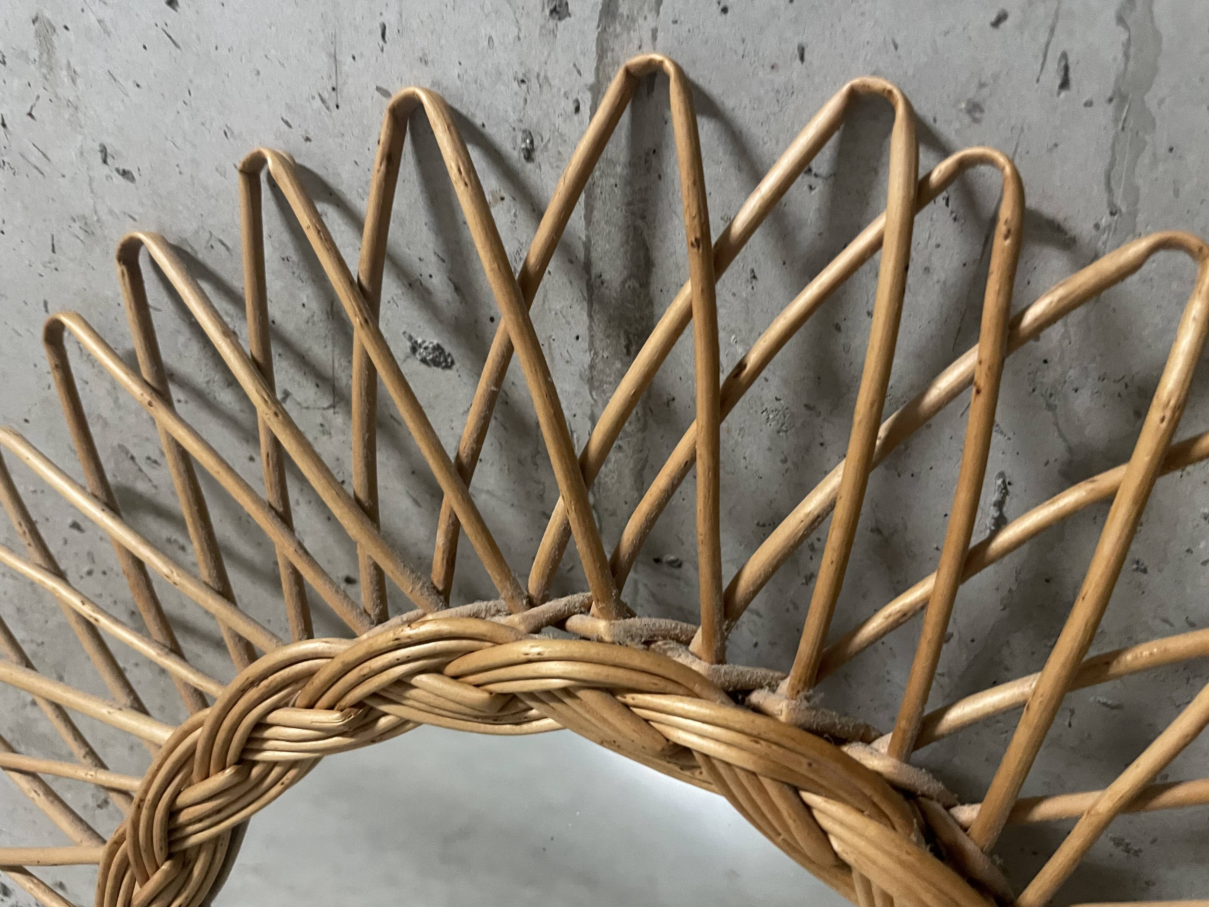 Wicker sun mirror