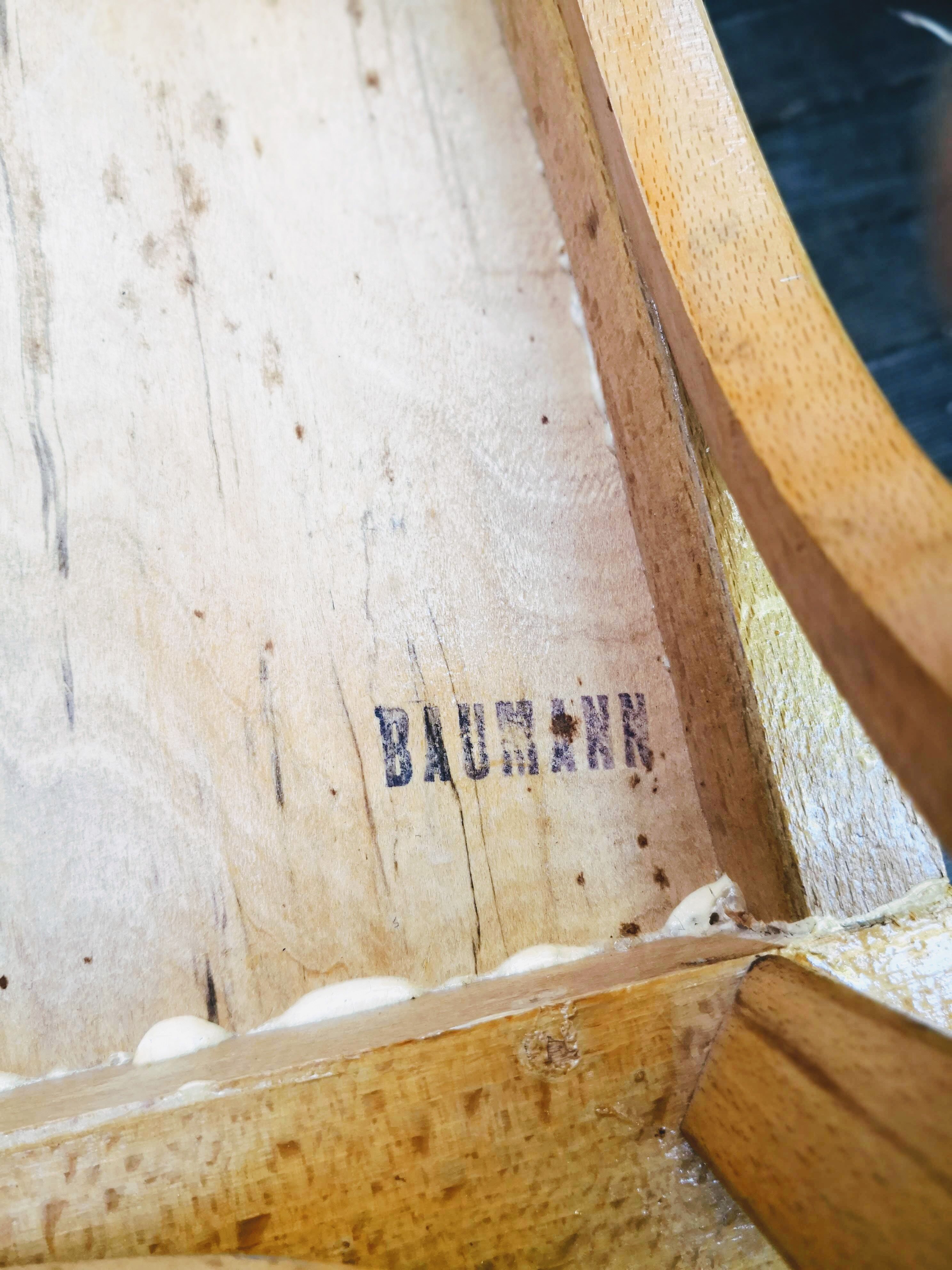 Série de 4 chaises bistrot Baumann