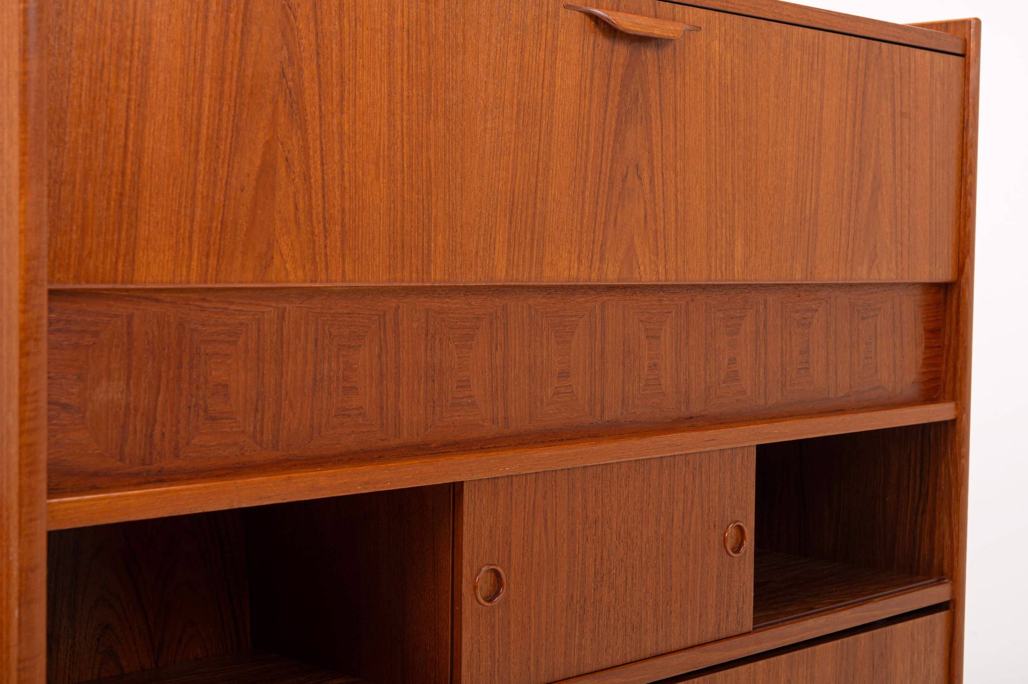 SK661 Cocktail Cabinet and Bar Stools by Johannes Andersen for Skaaning & Son 1960s