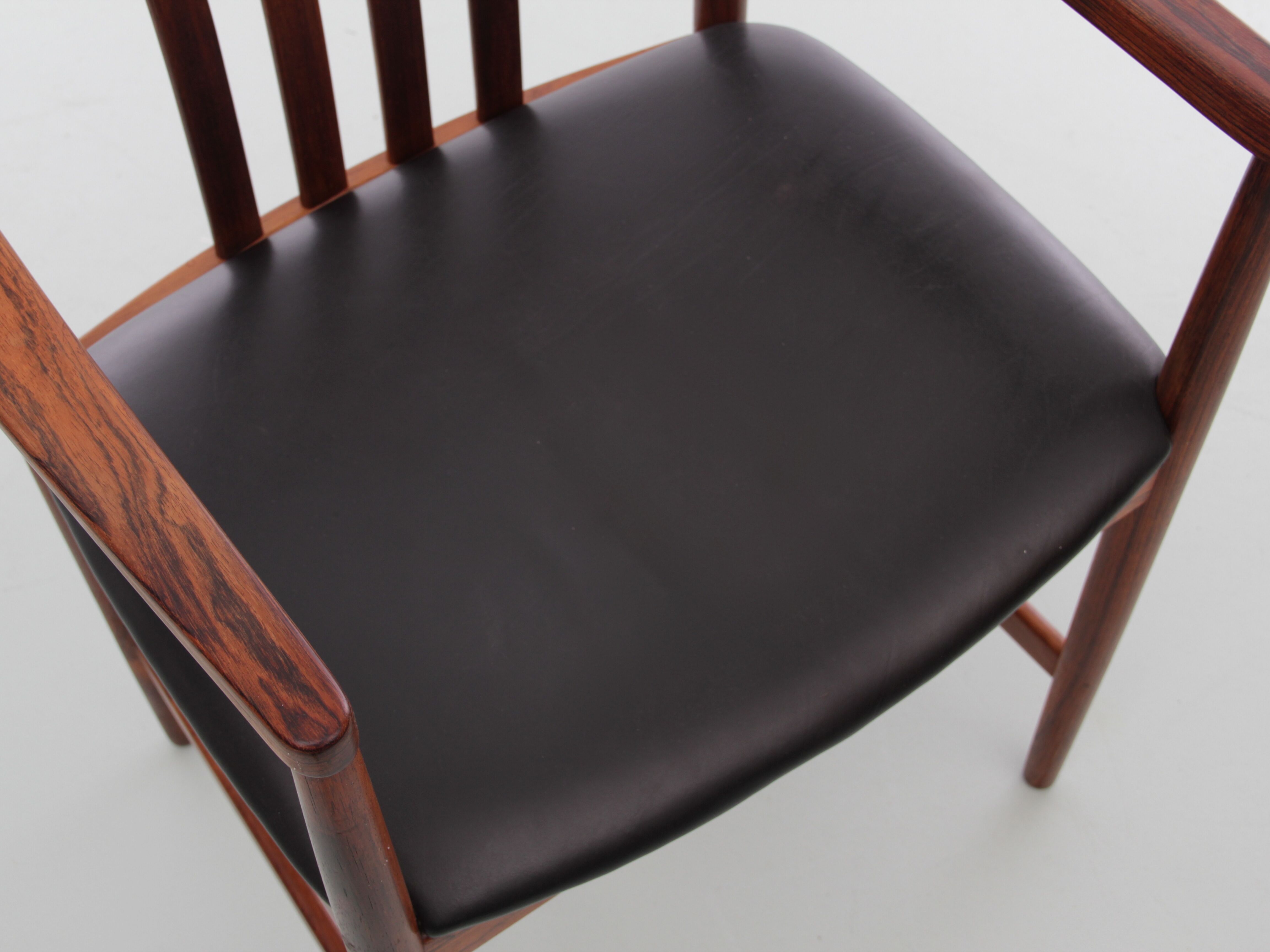 Scandinavian office chair in Rio rosewood