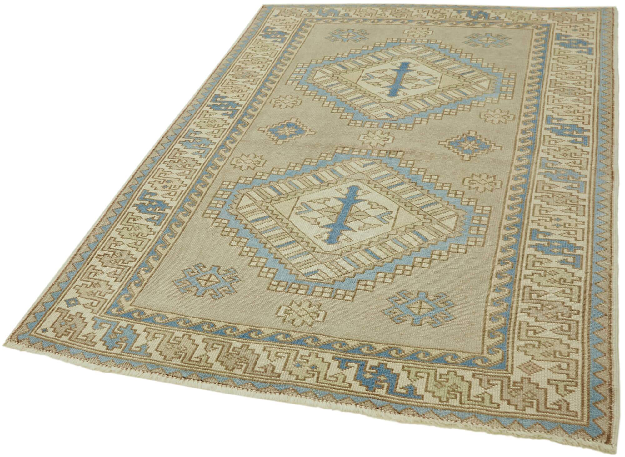 Turkish Vintage Anatolian Rug 148 cm x 200 cm