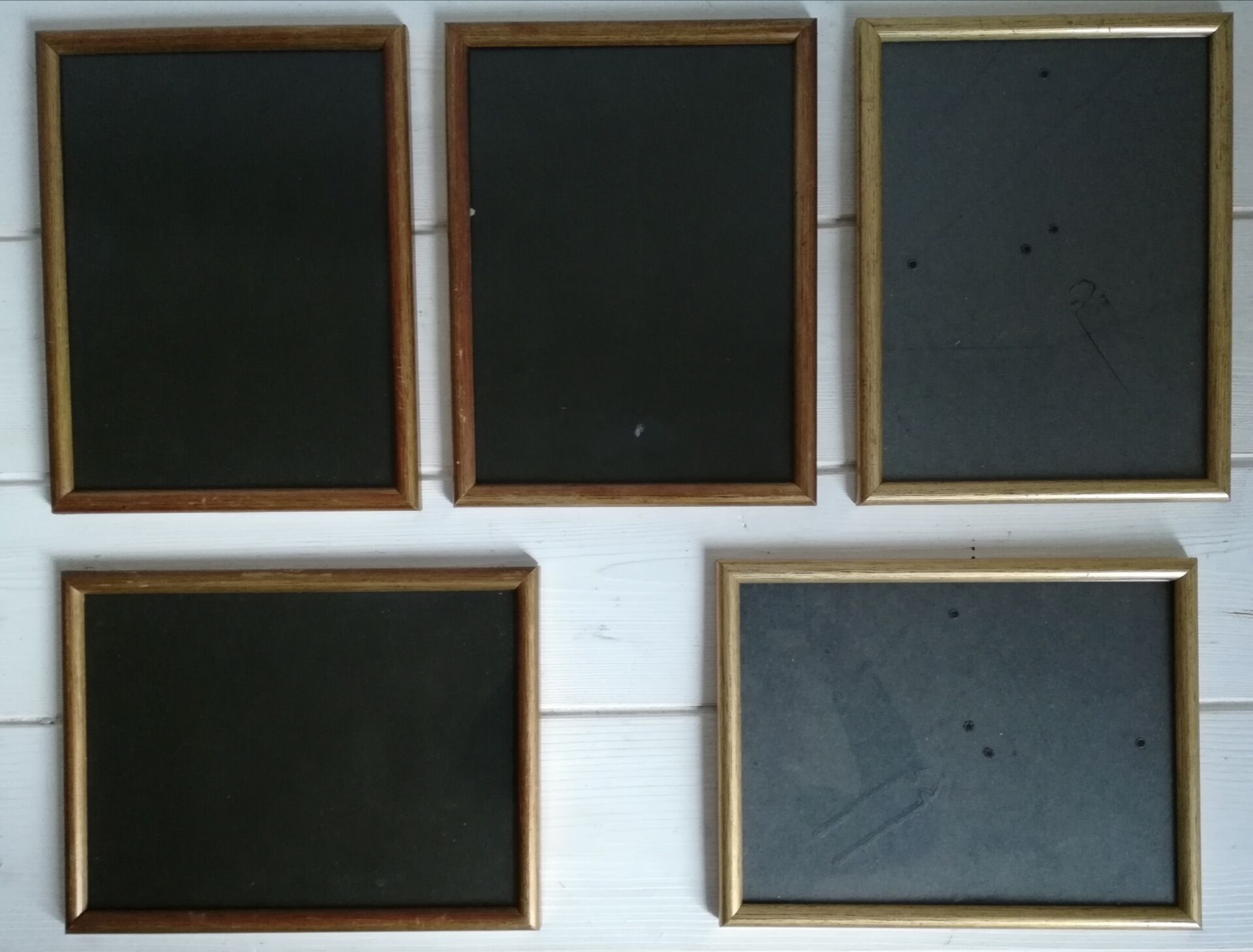 Set of 5 frames