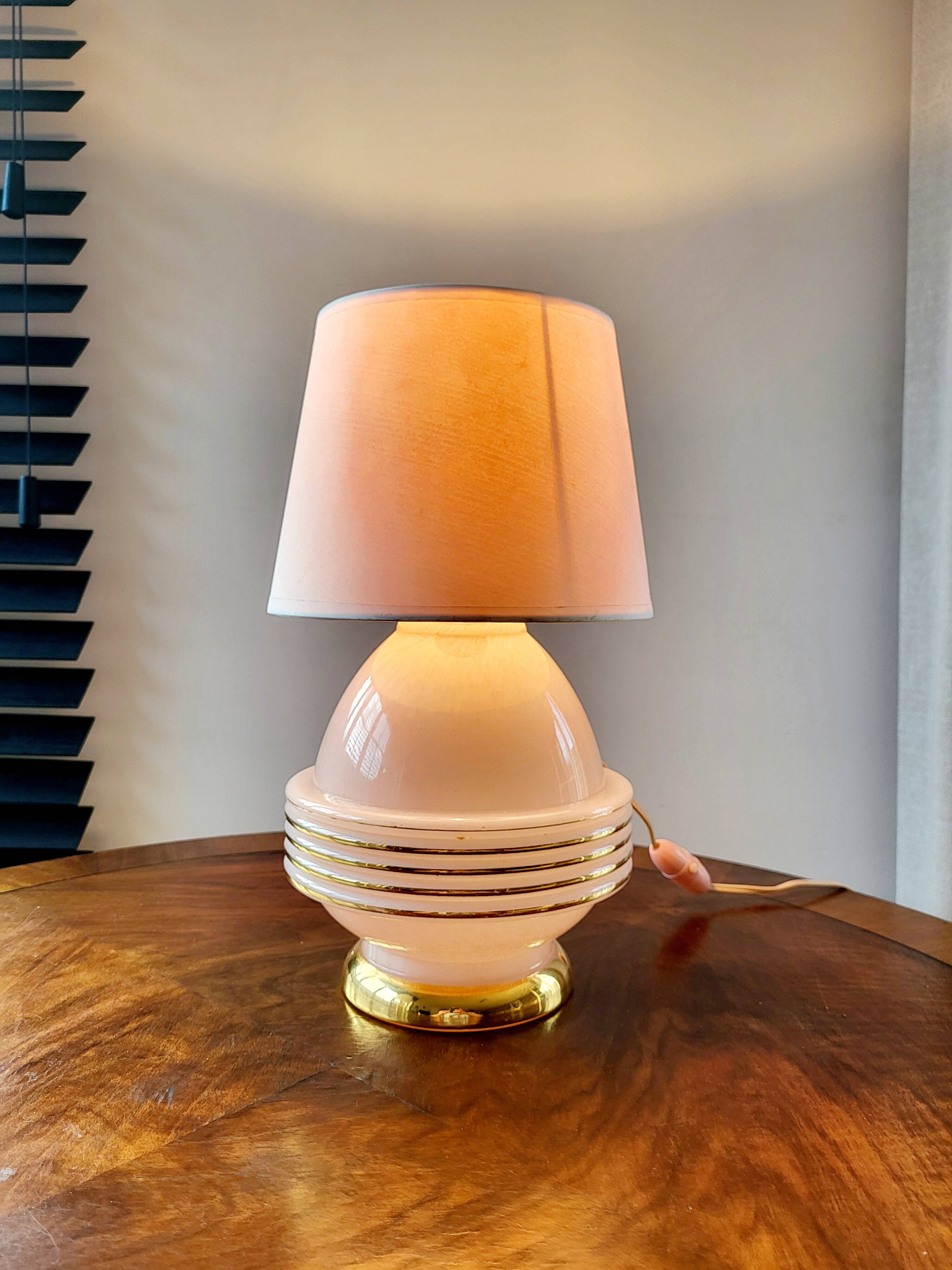 Lampe à tafel art déco, verre clichy rosé avec couleur goudkleurige afwerking, Frankrijk