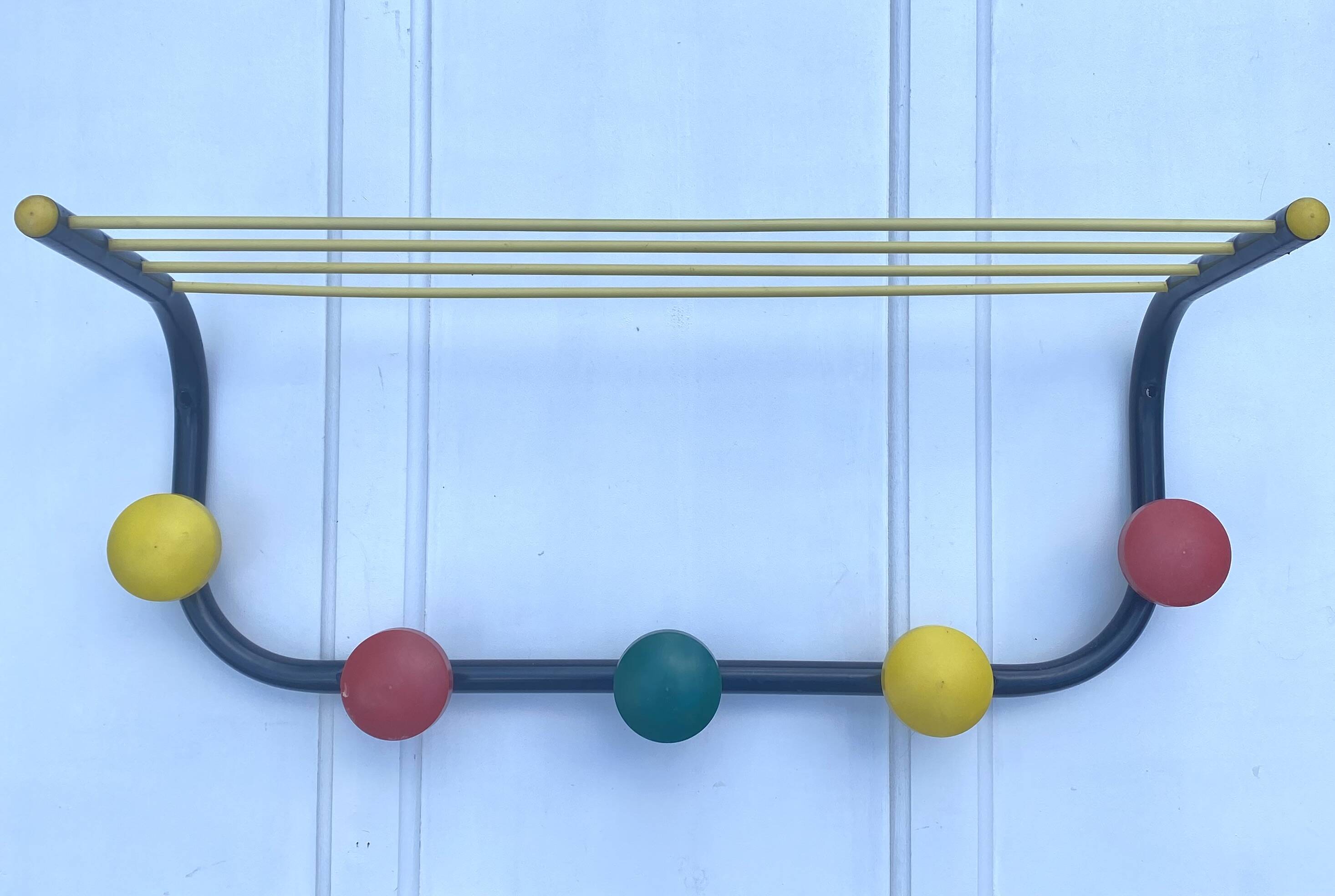 Porte manteau mural entrée  coloré ,année 60