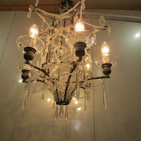 Pagoda shaped glass pendants chandelier