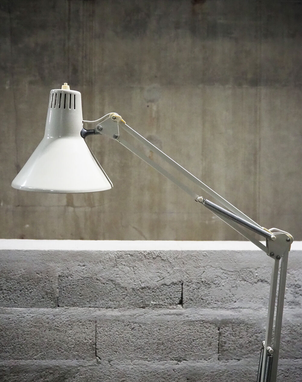 Twist vintage T1 series articulated floor lamp, 70s