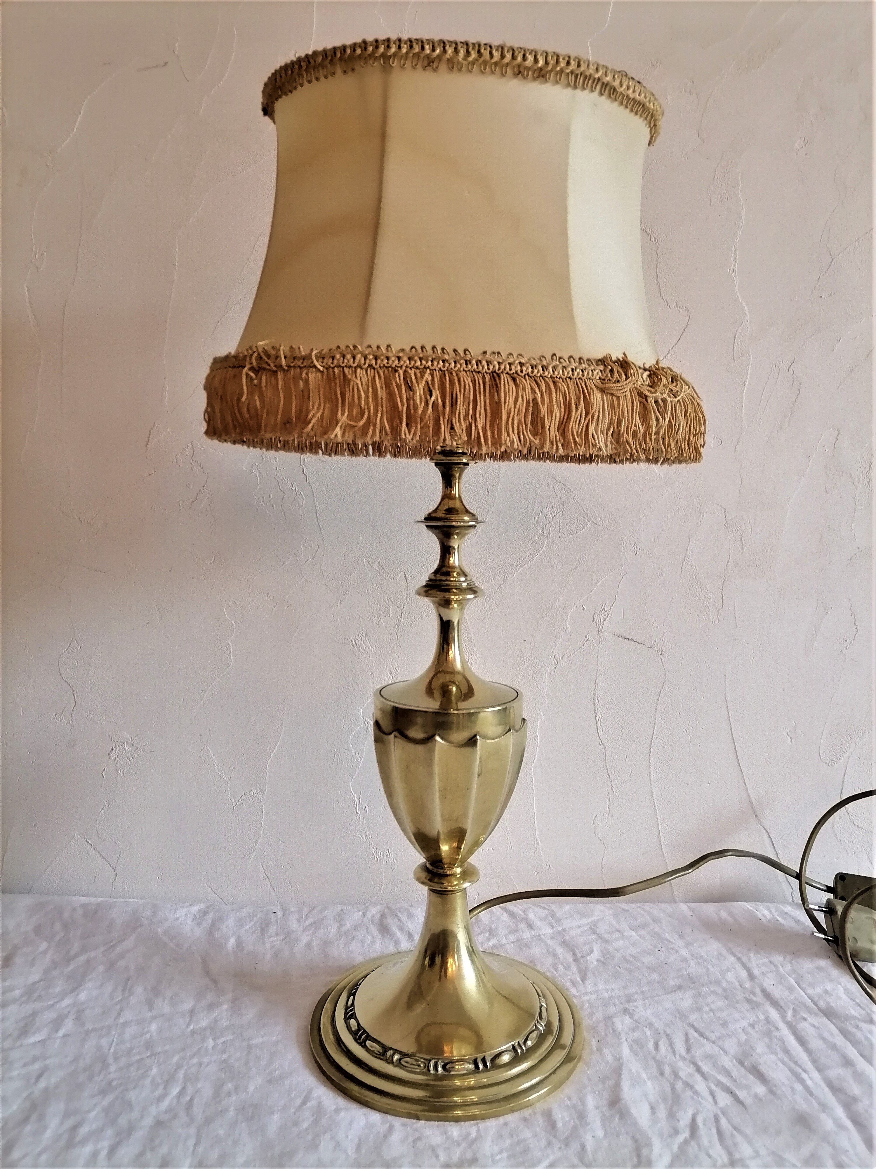 Art deco bronze lamp