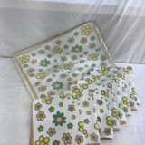 Vintage rectangular tablecloth & 8 towels