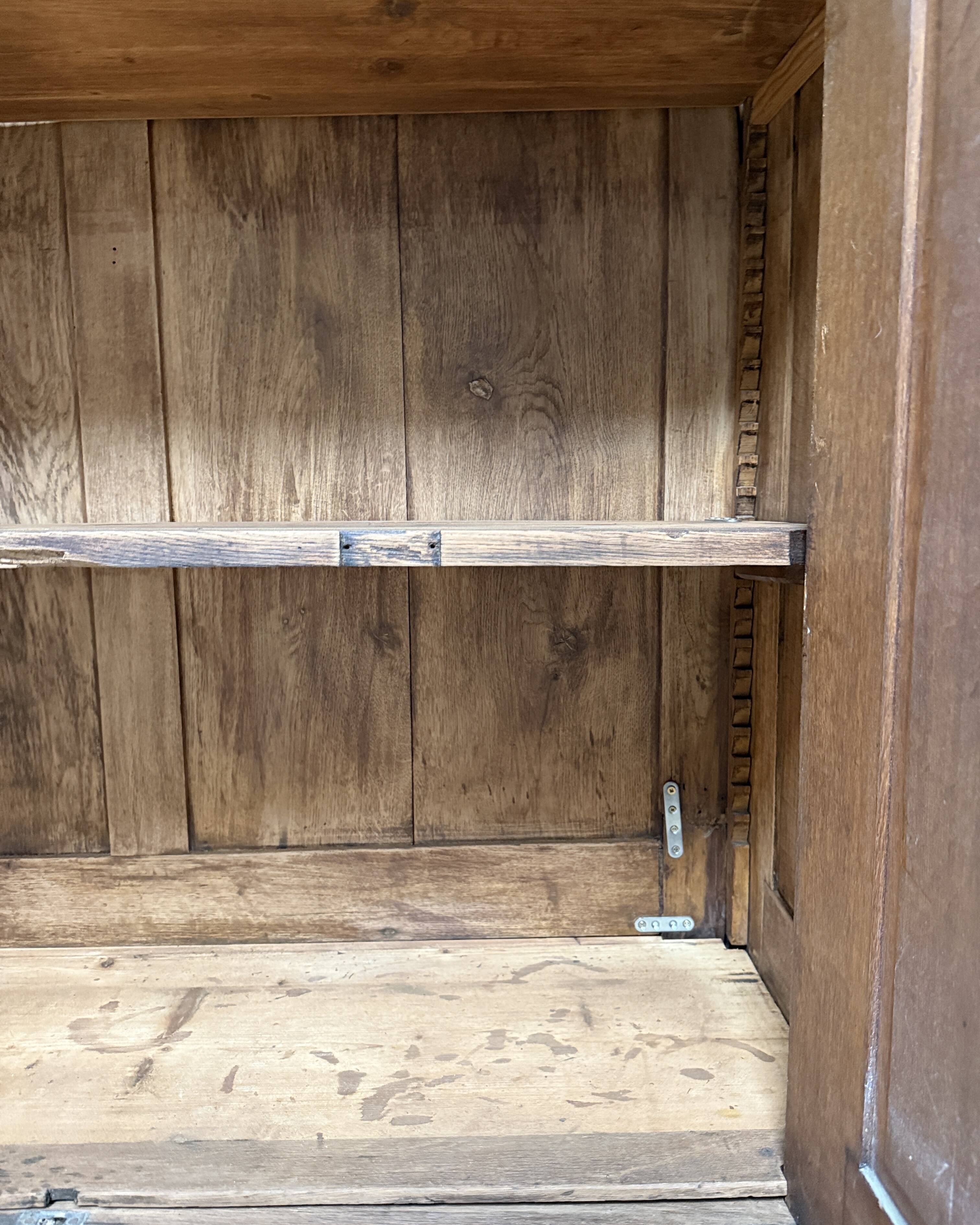 Large antique oak library (renovated)