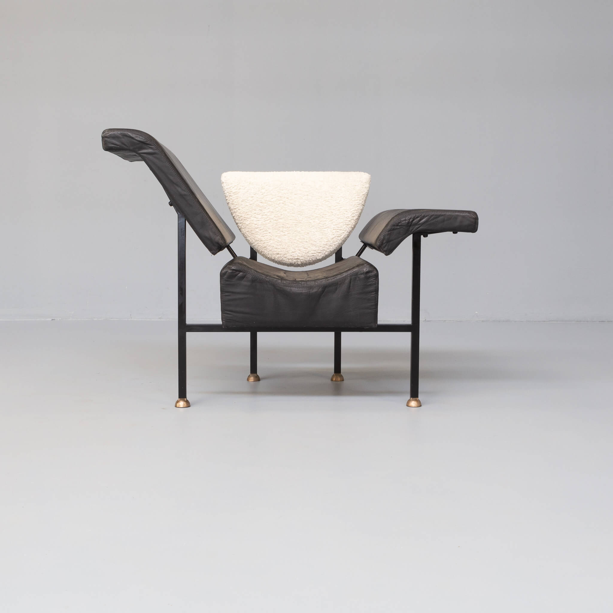 Rob Eckhardt ‘Groeten Uit Holland’ lounge chair for Pastoe