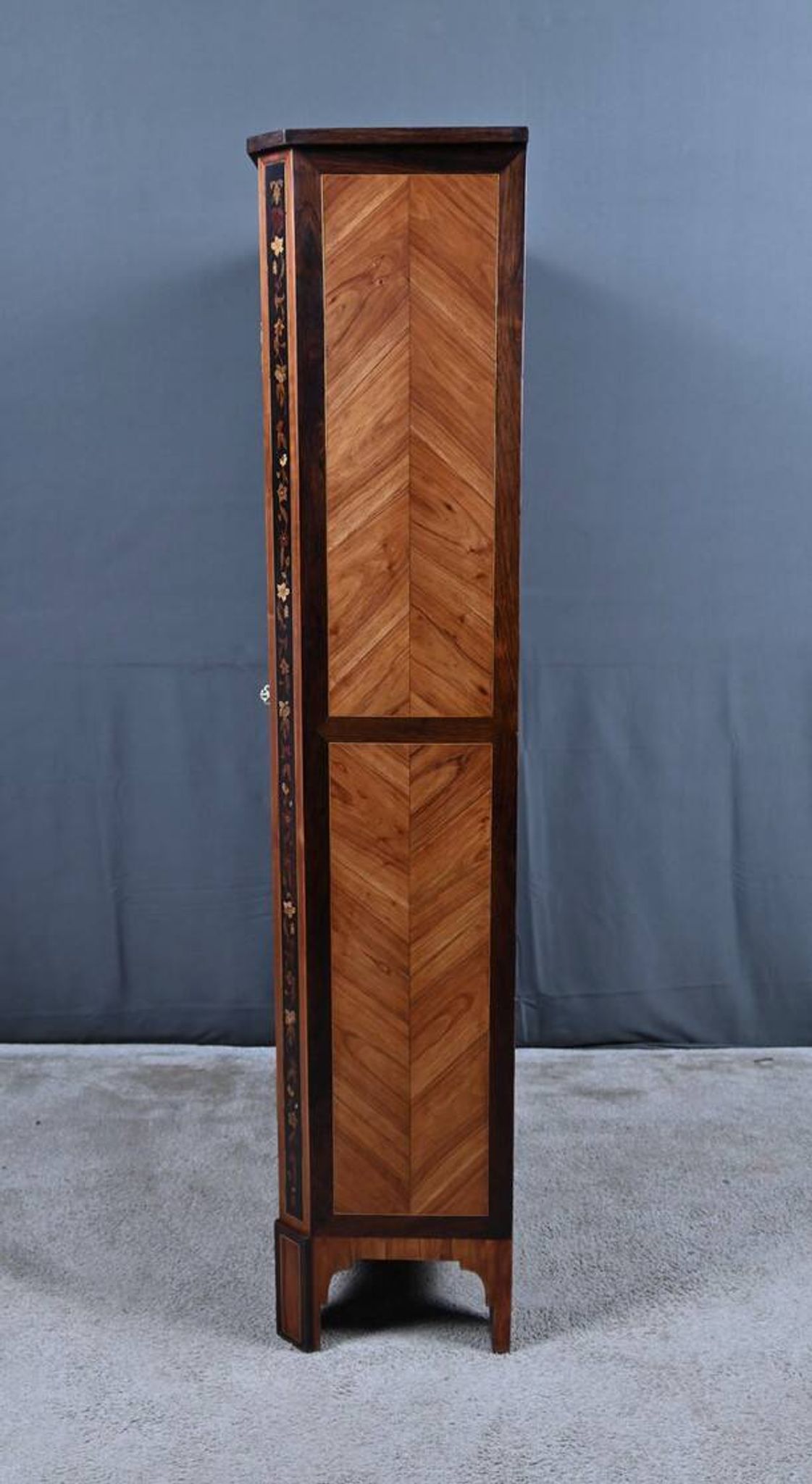 Showcase in precious wood marquetry, Louis XV Transition style.