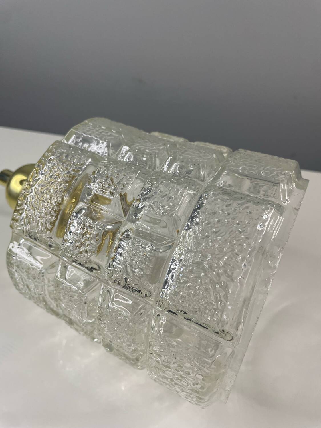 Pendant light with vintage globe