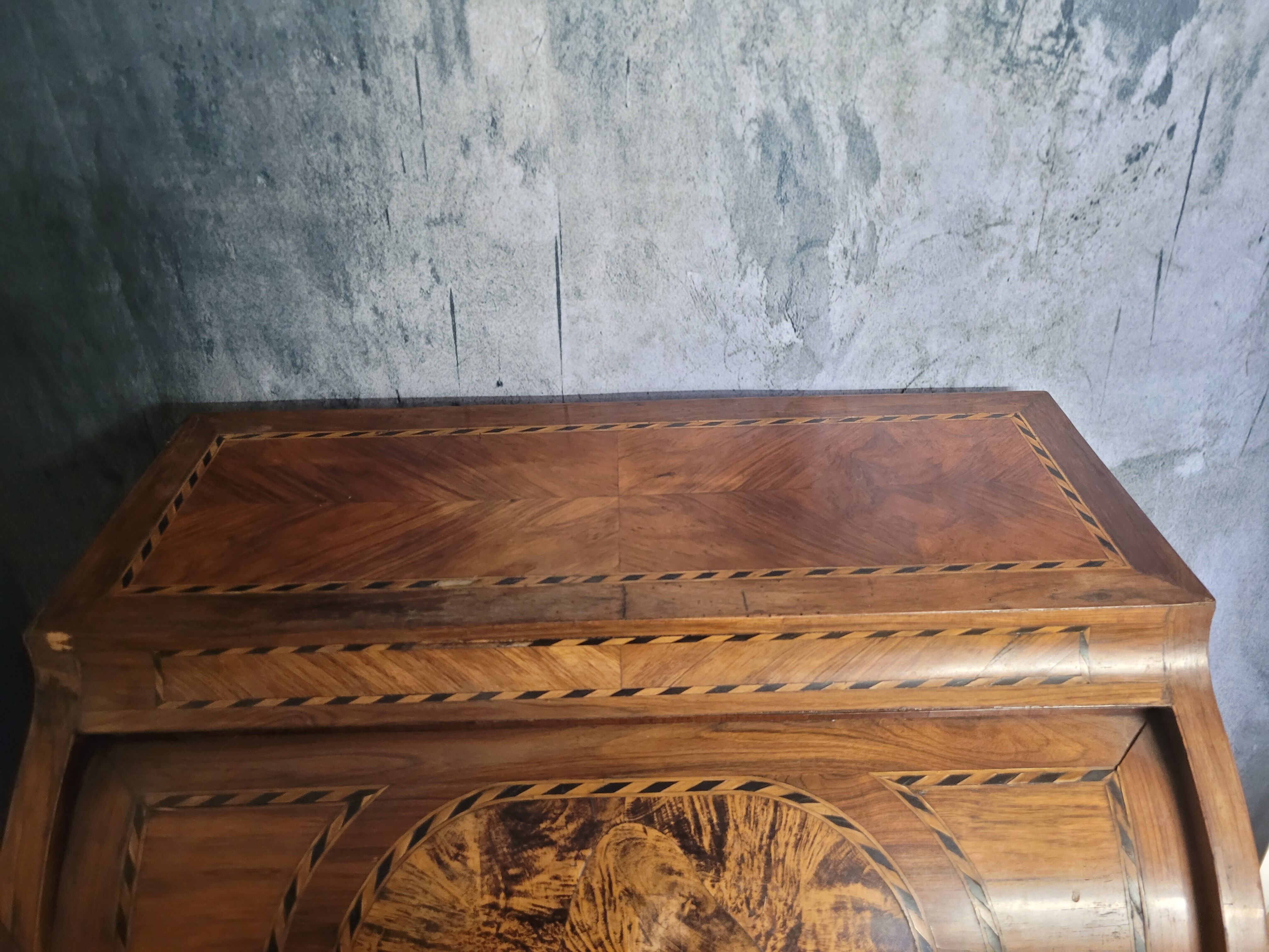 Vintage cylinder desk Louix XVI