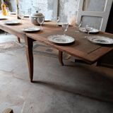 Farm table