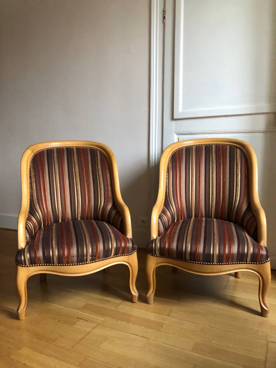 Pair of toad armchairs