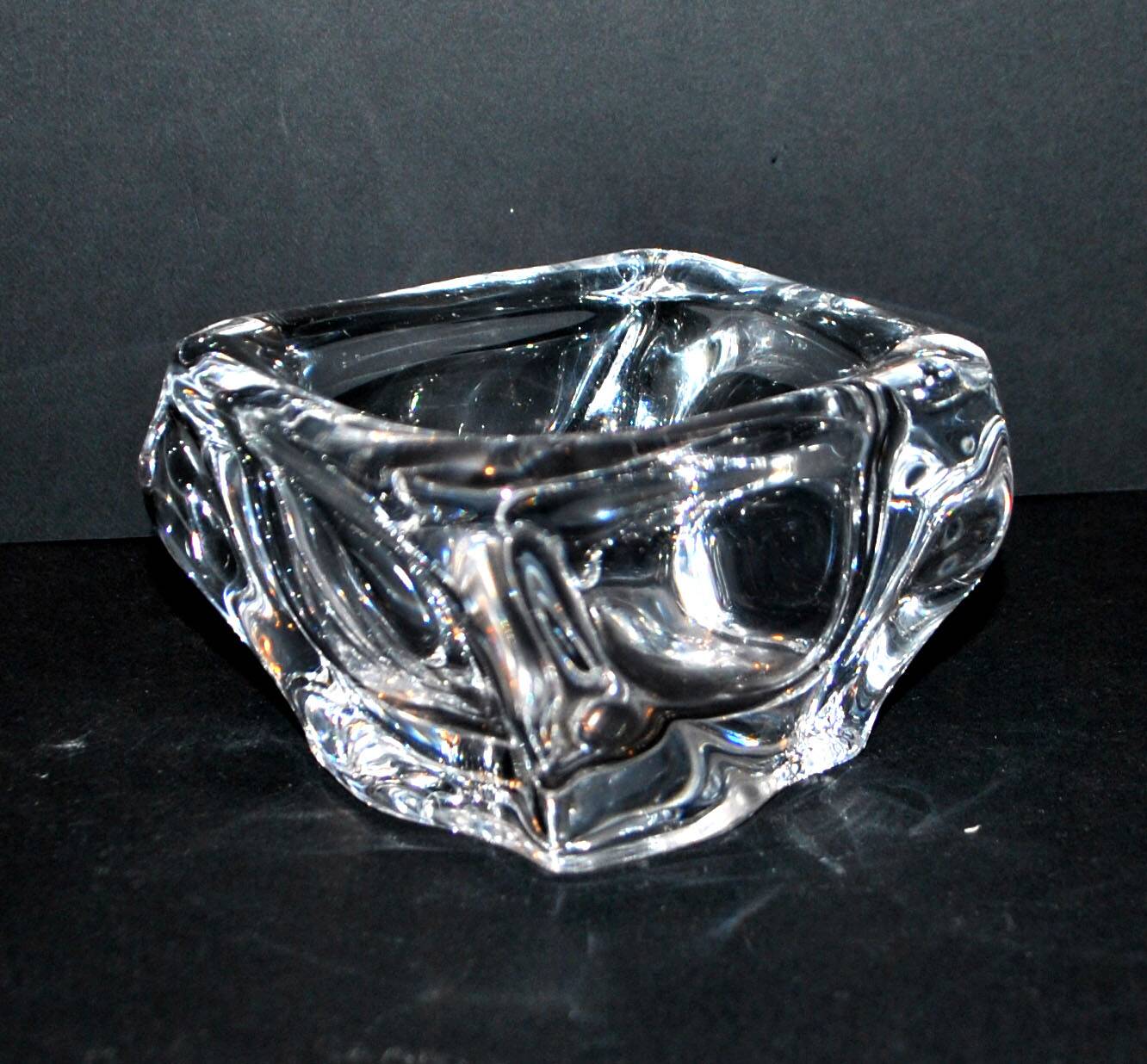 Ashtray in blown crystal DAUM France DESIGN Modernist 1960