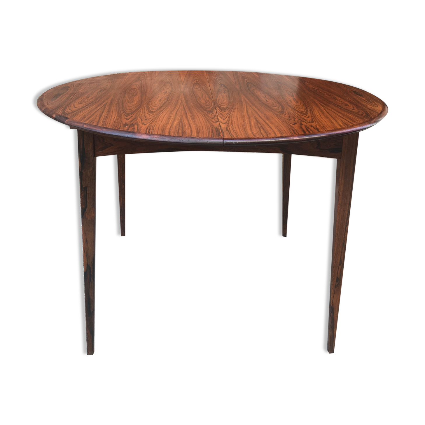 Expandable roundtable