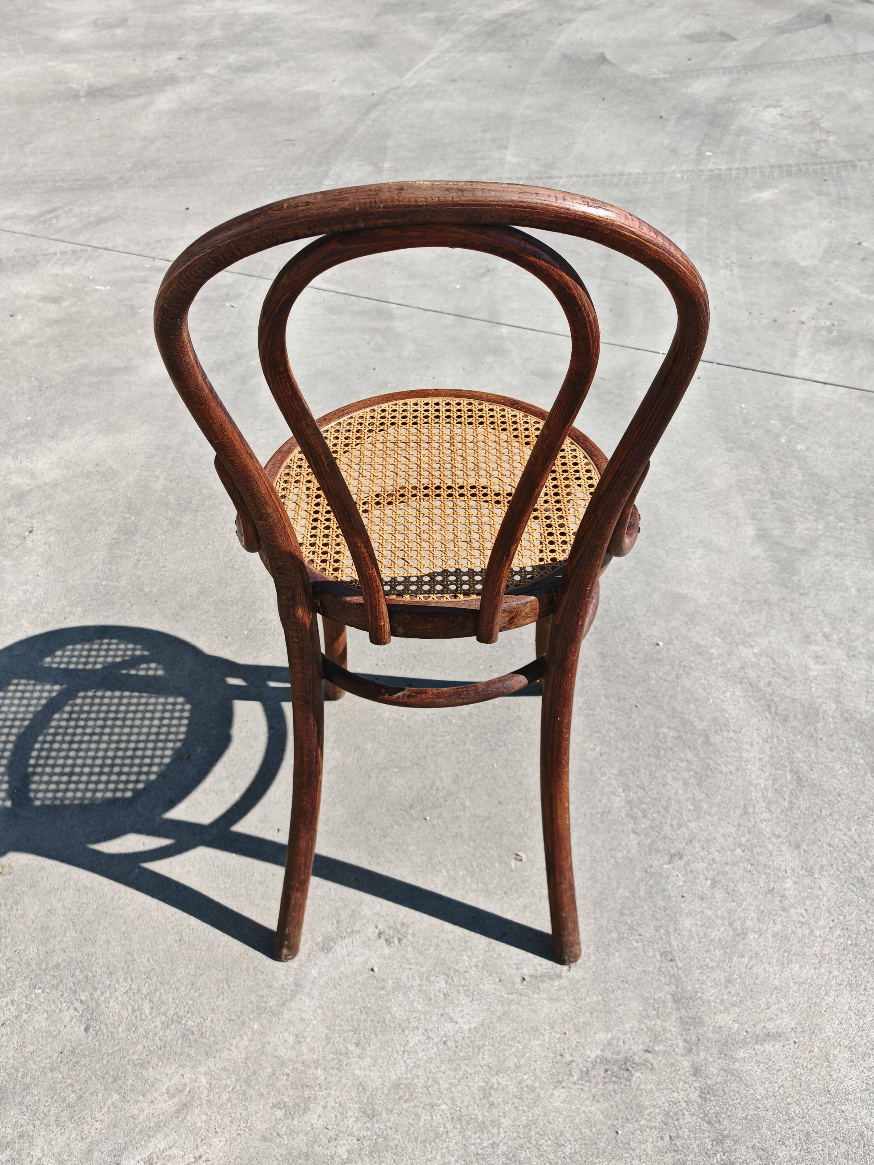 Chaise Bistro Antique J.J. Kohn, années 1920