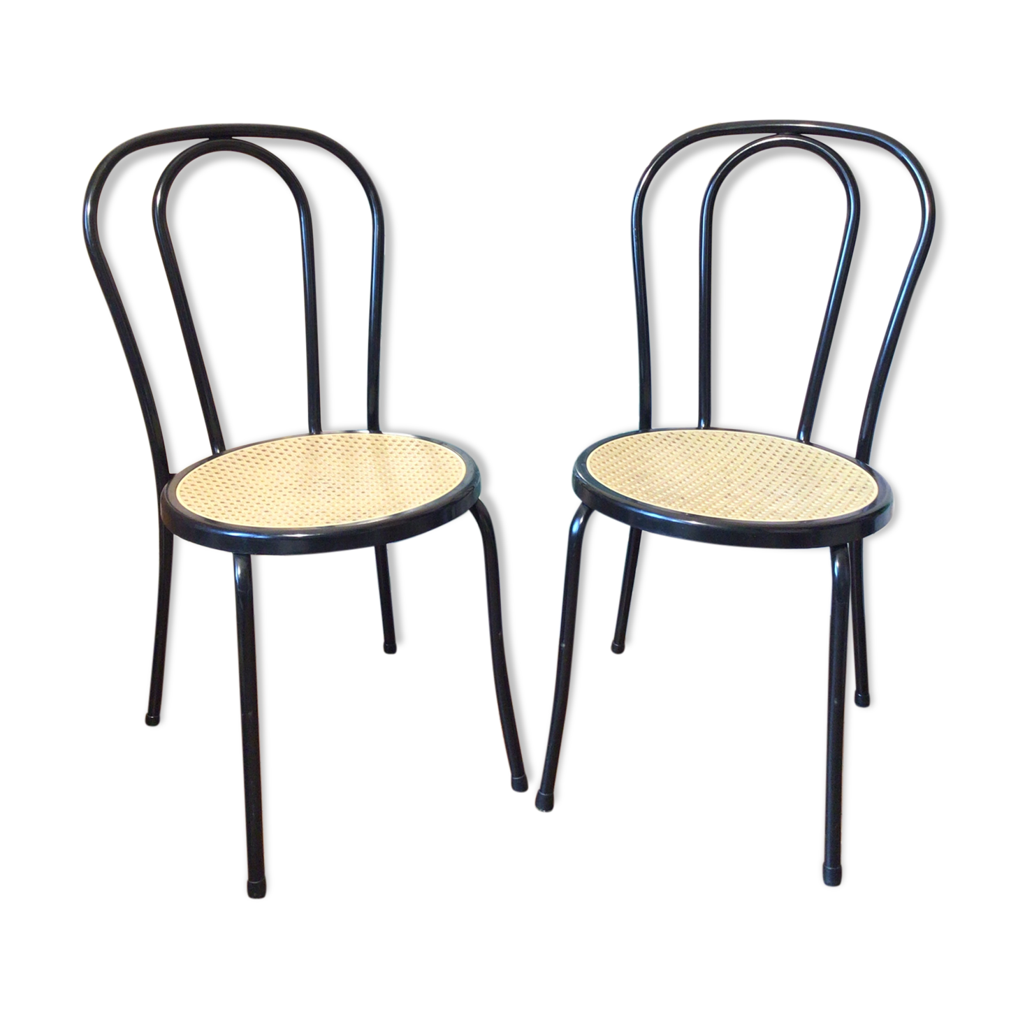 Lot de deux chaises bistrot en métal