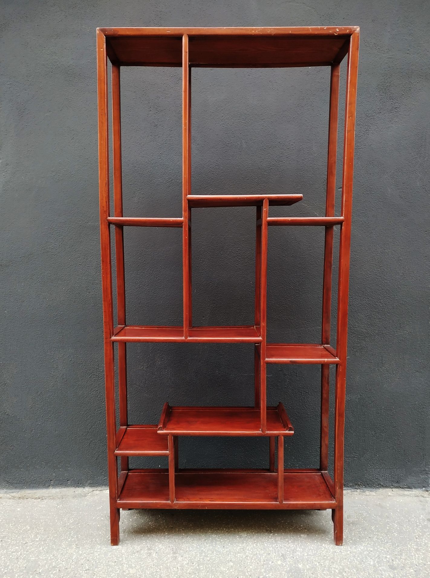 Asymmetrical shelf 1960