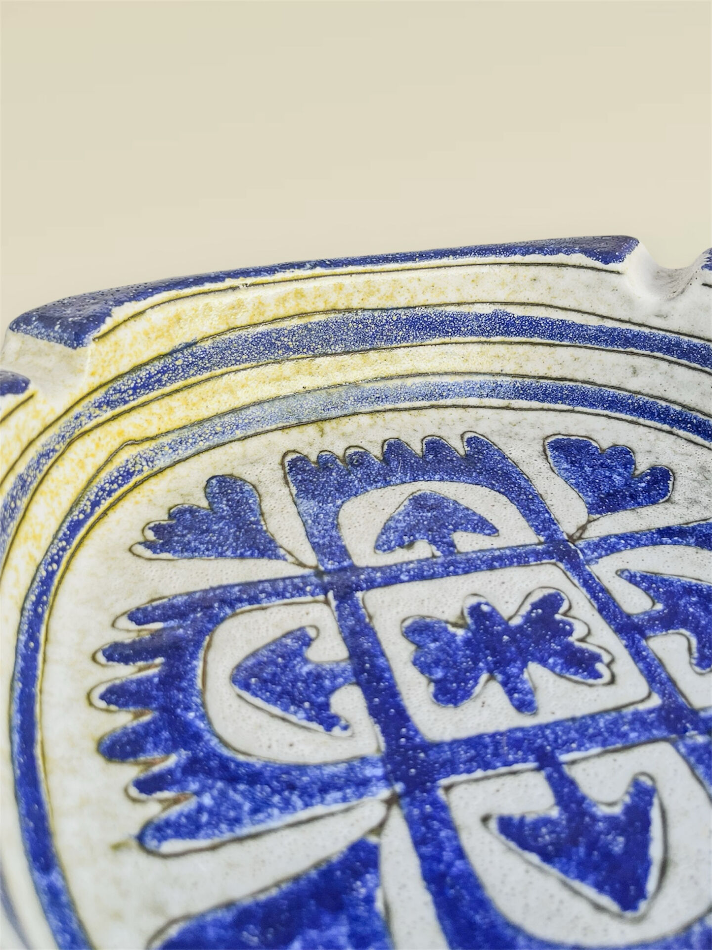 Ashtray / Italian ceramic pocket tray, glazed in Bitossi style.