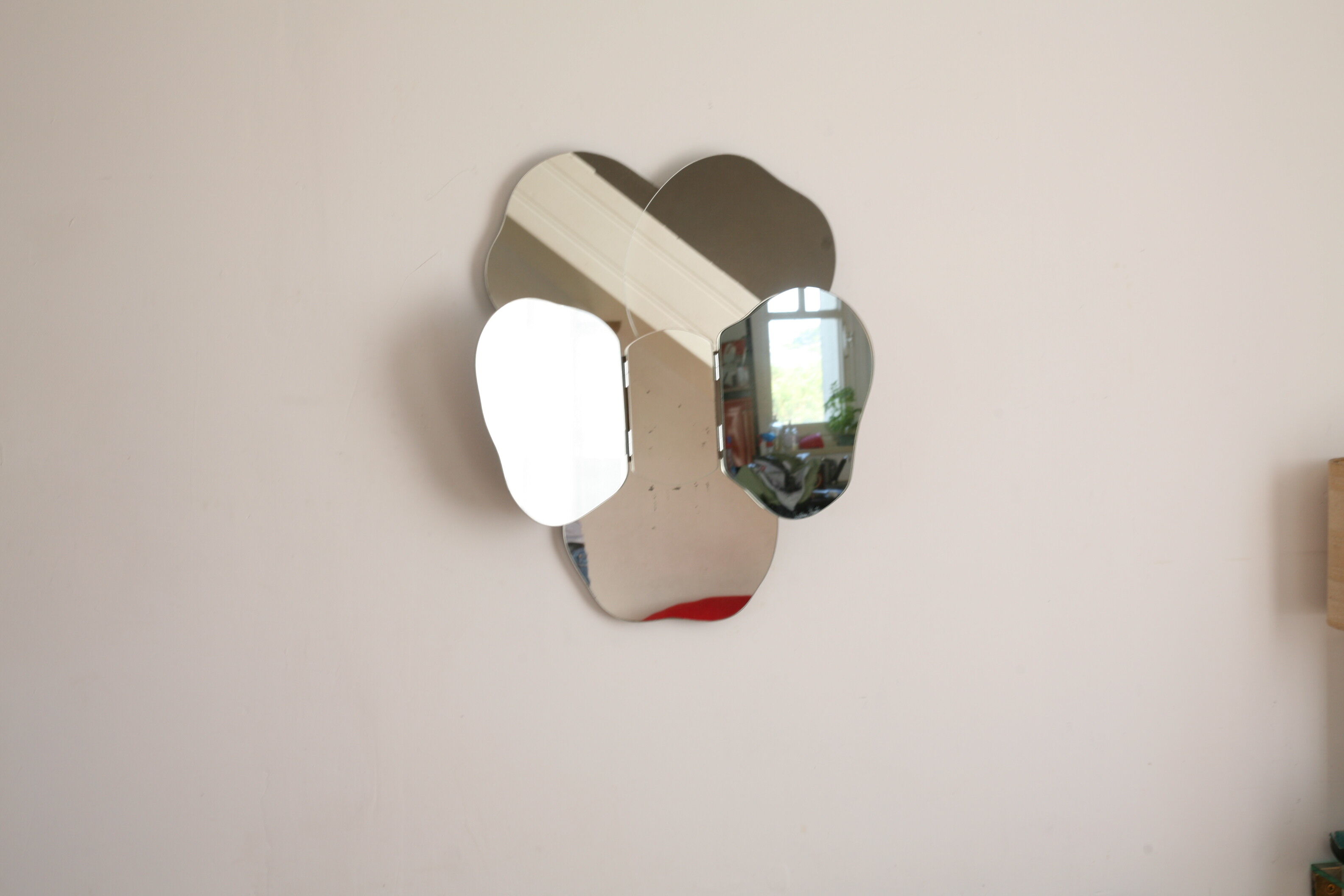 Removable wall mirror, circa 1970 68x76cm