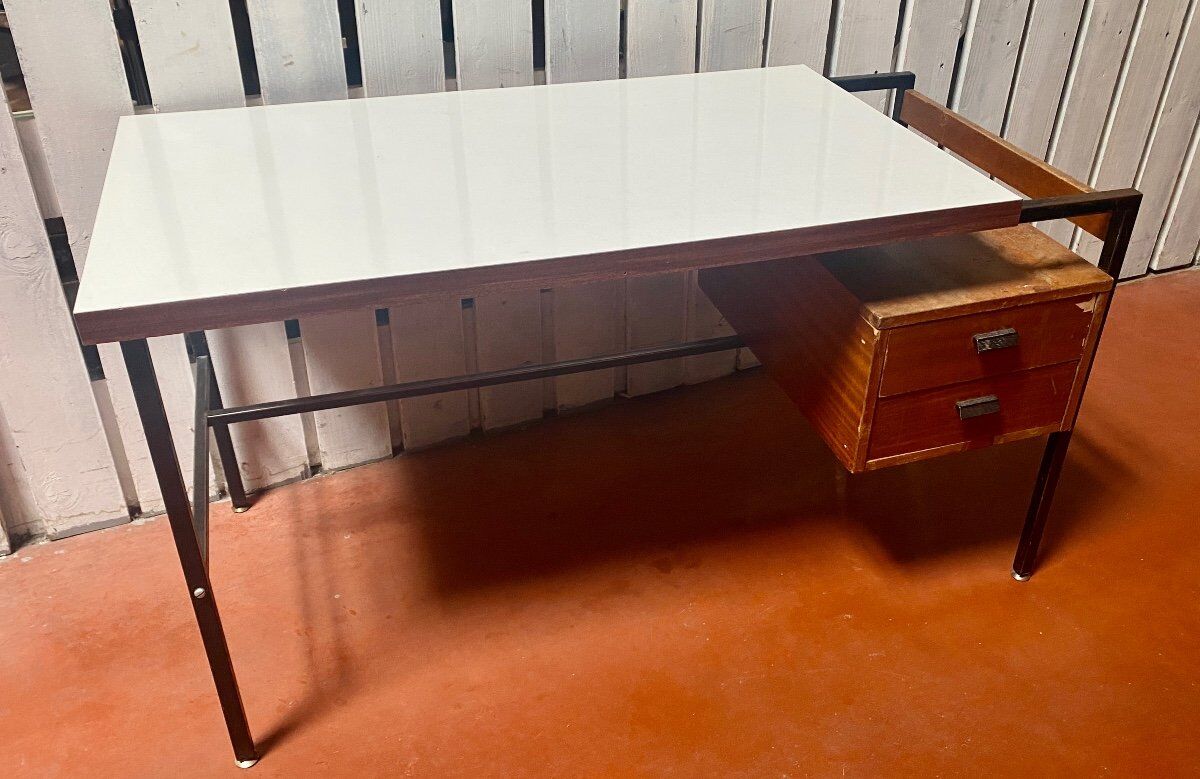 Modernist Office Circa 50